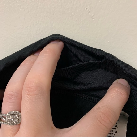 Asics Inner Muscle Cropped Knee Length Leggings Size Small - Picture 5 of 7